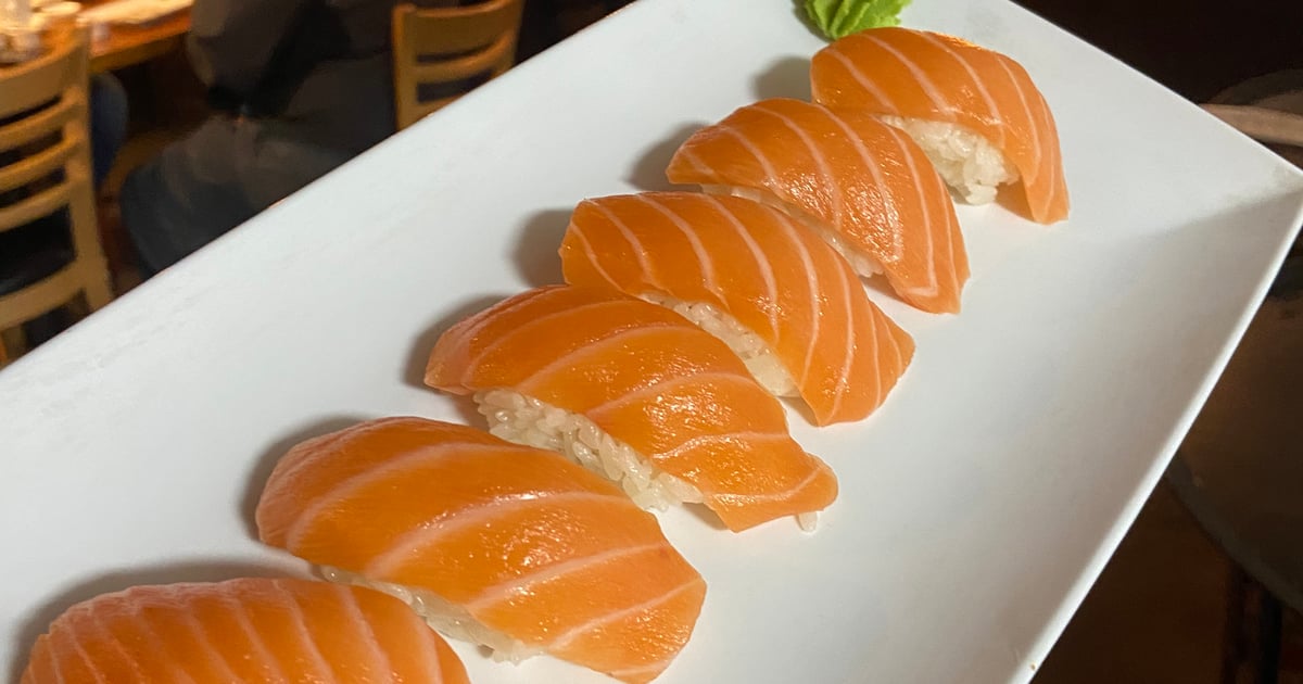 Namasake (salmon) - Japaneiros Sushi Bistro & Latin - Asian Fusion