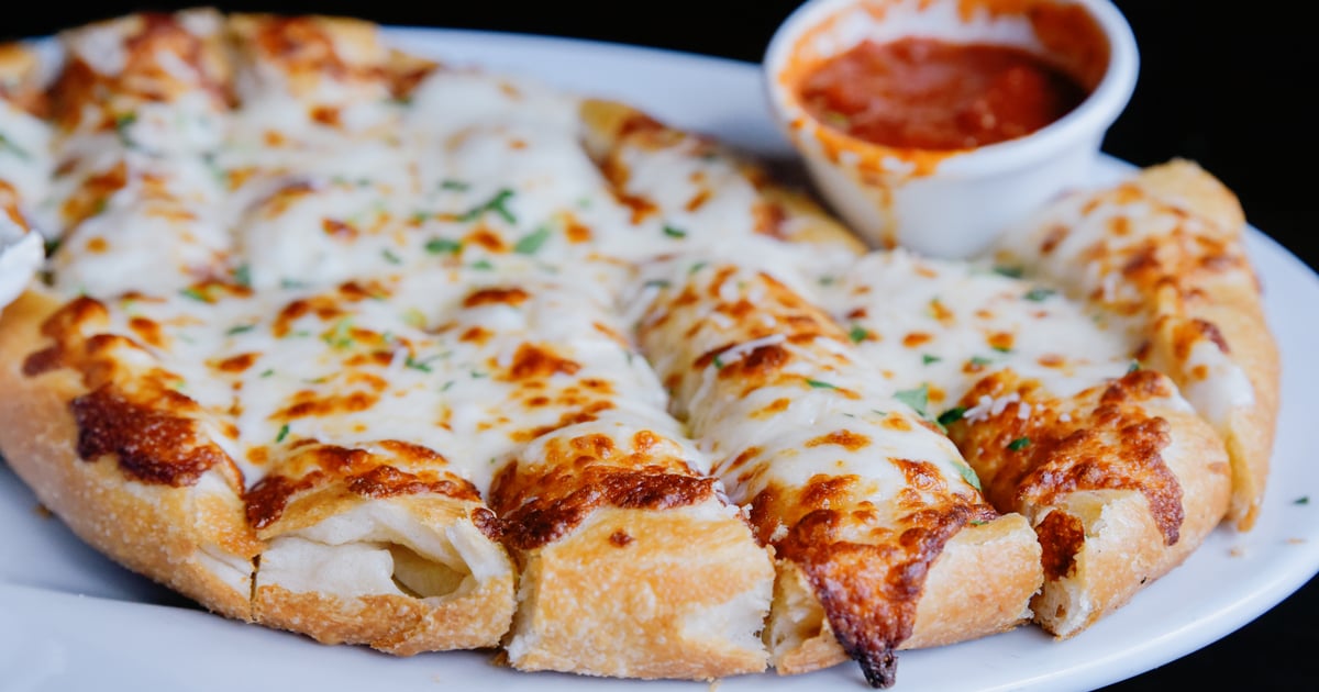 Cheesy Breadsticks Main Menu Moretti's Restaurants Best Thin Crust