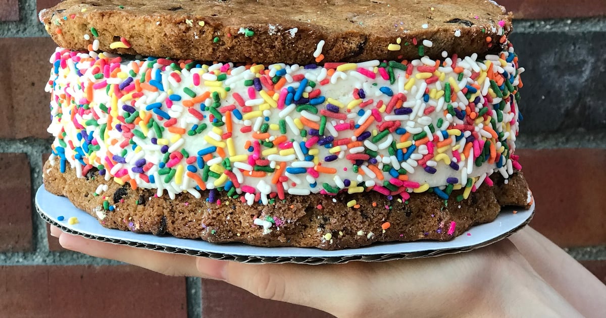 Giant Sandwich Cookie Cake – With Sprinkles on Top