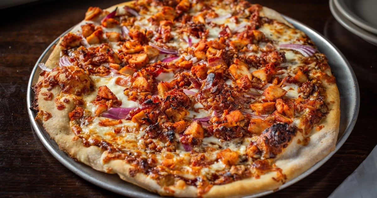 BBQ Chicken Pizza - The Piggery Restaurant and Rooftop - Bar