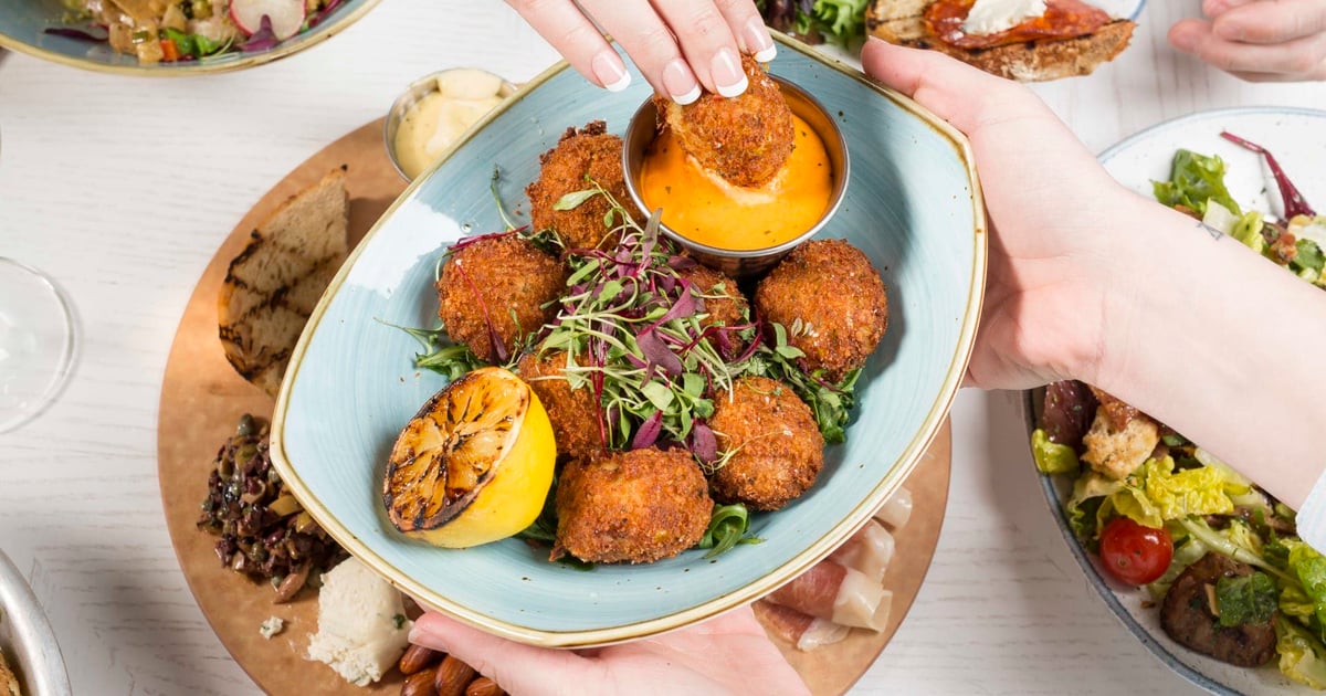 Skokie Menu The Hampton Social Coastal Cuisine Parker Hospitality