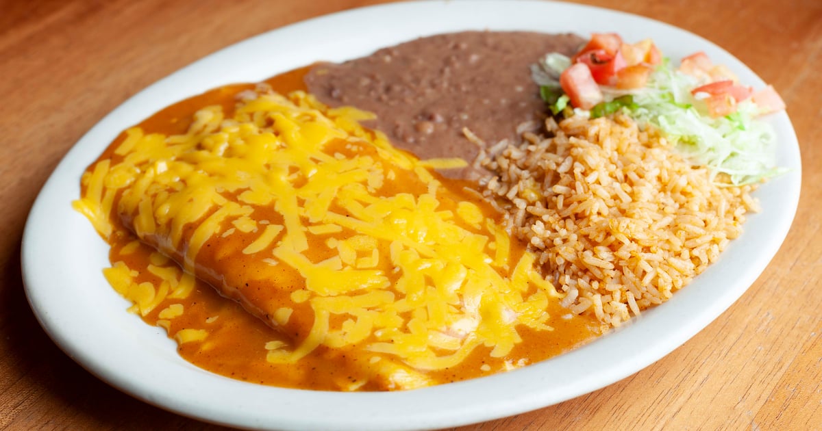 chicken-enchilada-dinner-menu-garcia-s-mexican-restaurant-central