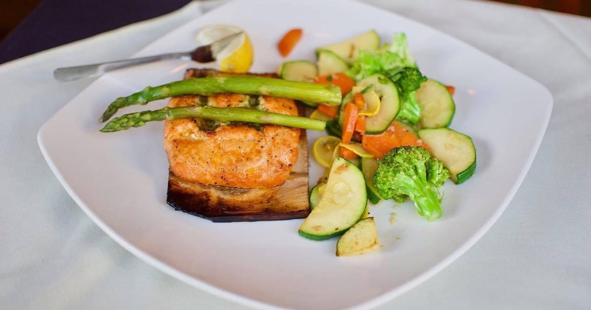 Cedar Plank Salmon Menu Bourbon Street Seafood Kitchen Cajun