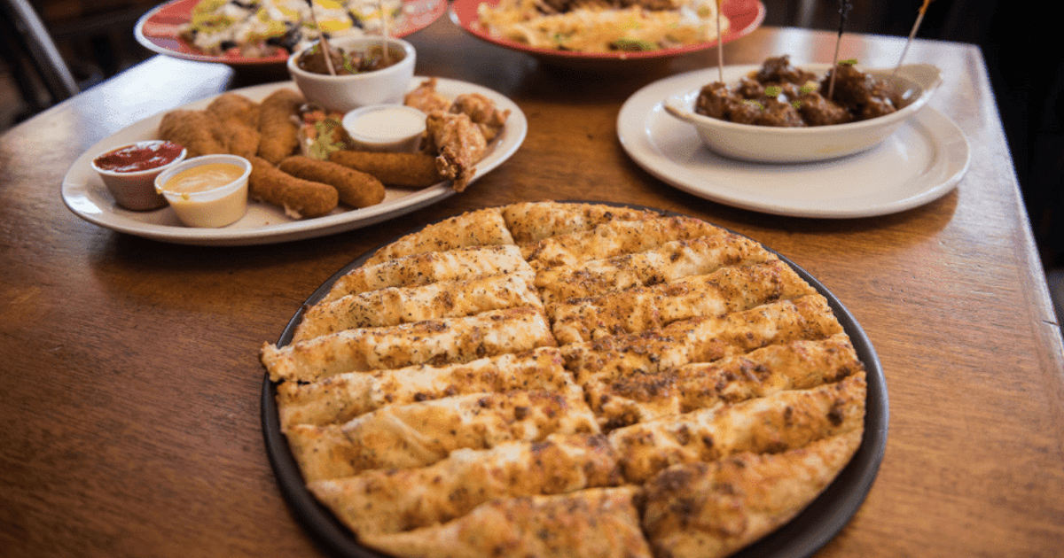 Order Online Nuthouse Sports Grill Restaurant in Lansing, MI