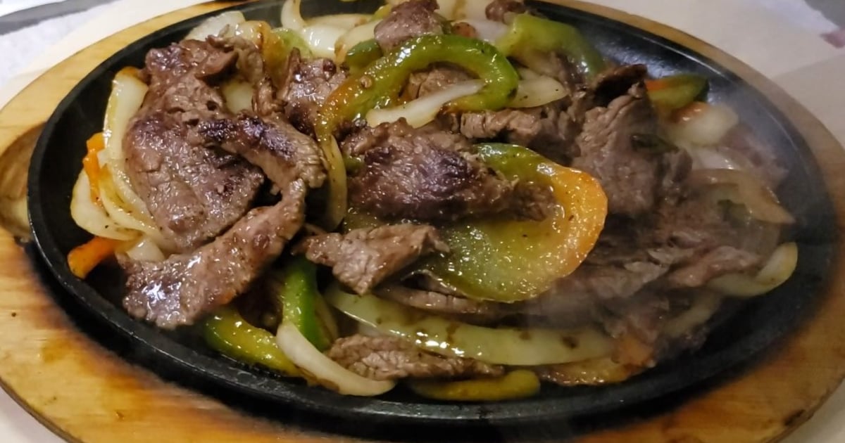 Fajitas De Res O Pollo Lunch/Dinner El Paso Mexican Restaurants