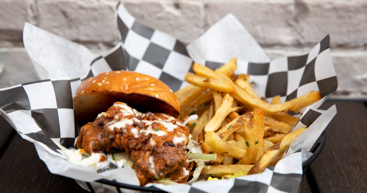 Nashville Hot Chicken Sandwich - Menu - 189 Burger