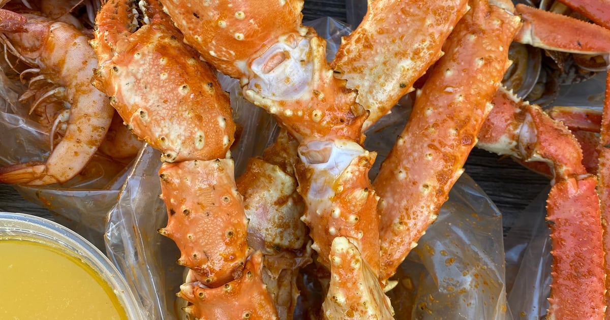 Peel-N'-Eat Shrimp With Auntie Nono's Seafood Seasoning – Alaskan King Crab