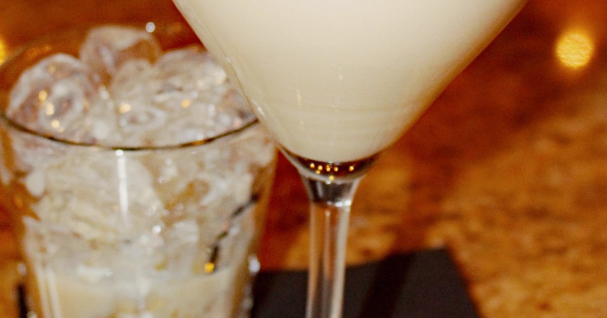 Sugar Cookie Martini Winter Specials Frankie's Restaurant