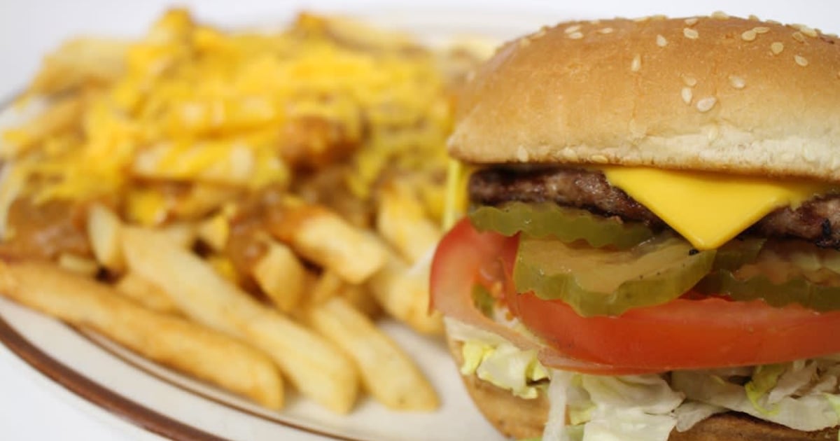 TAMS BURGERS • Chili Cheese fries + Double Cheese Burgers Mukbang 