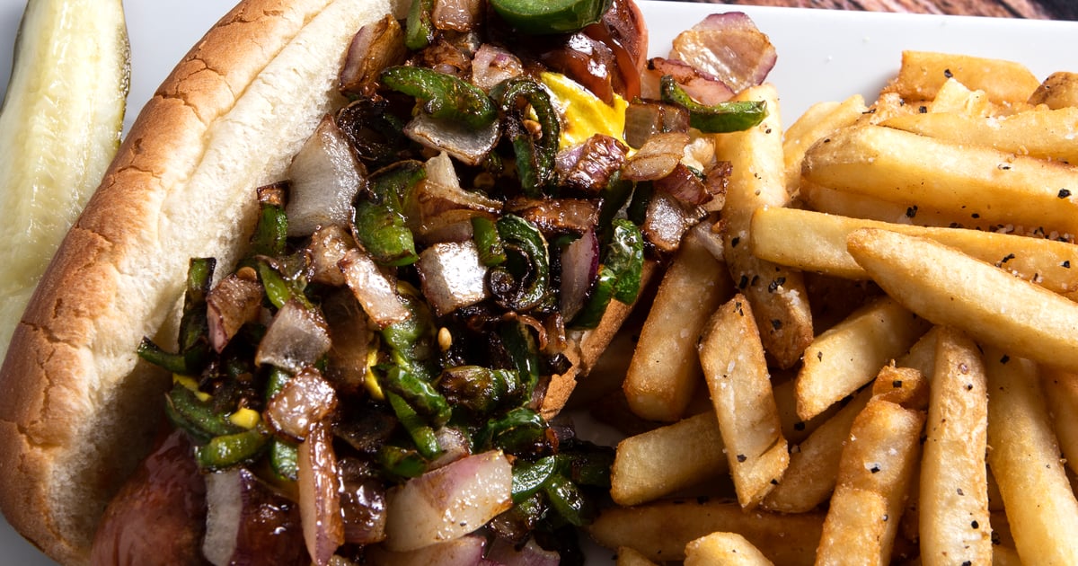 Hot Dog Three Canyons Restaurant American Restaurant in Star