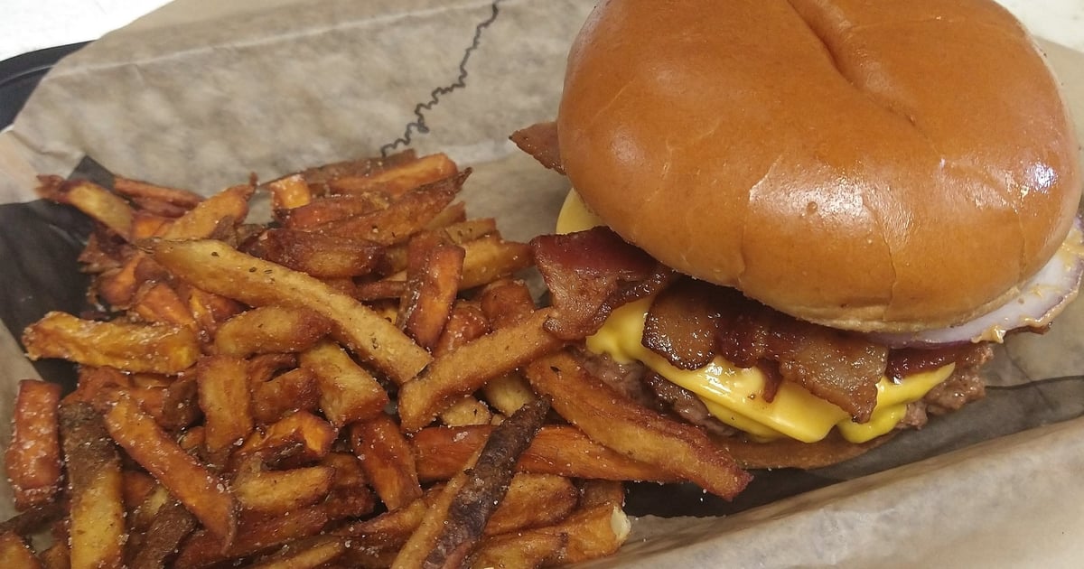 Chicken Fried Steak Plate - Lunch & Dinner - The Lonestar Burger Bar -  Burger Joint in Red Oak, TX