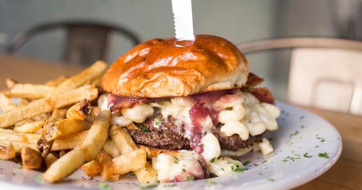 Bacon Mac Burger Food MenuOrderin Chicago's Best Pizza Deep Dish