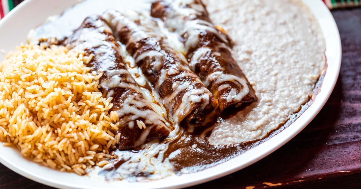 Enchiladas Three Enchiladas Dinner Flores Mexican Restaurant