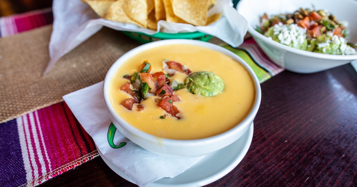 Queso Completo Dinner Flores Mexican Restaurant Mexican