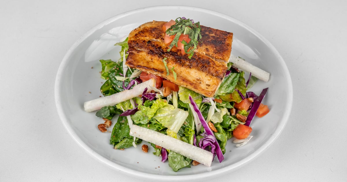 Mahi Mahi Salad All Day District 7 Grill Restaurant in TX