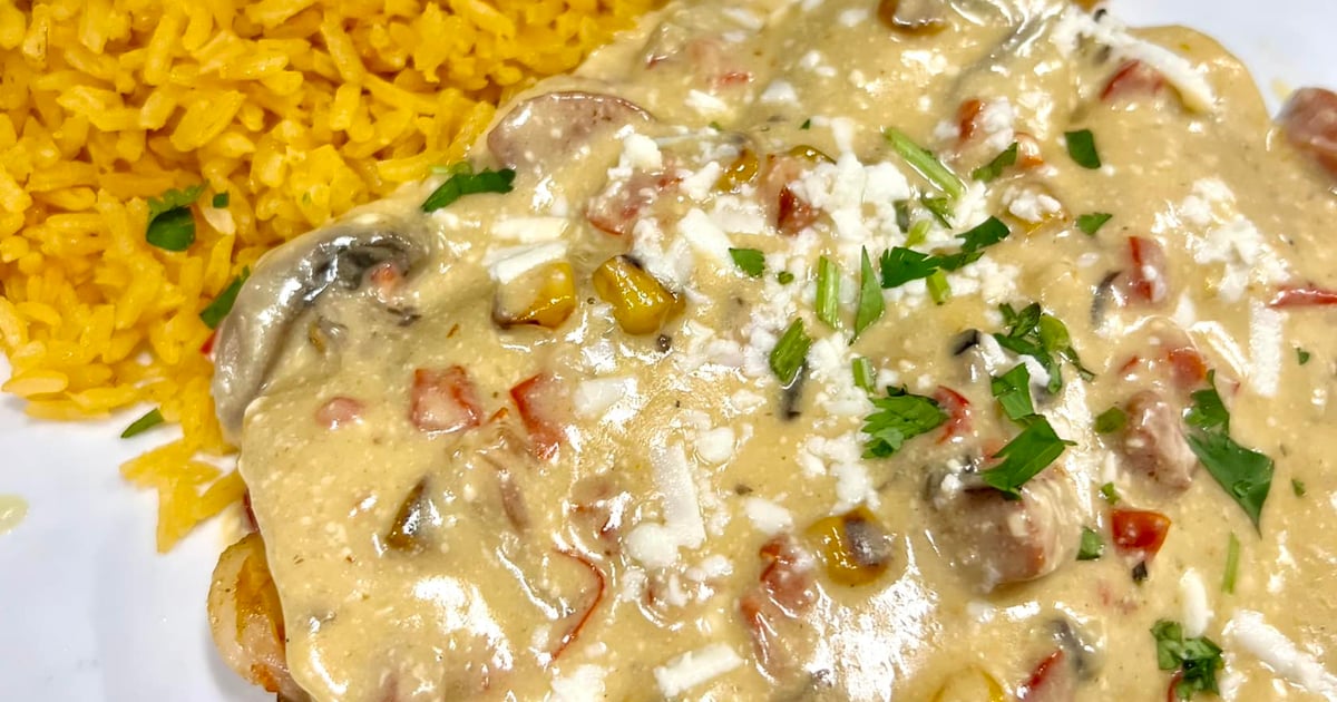 Enchiladas De Camarones Lunch El Leoncito Mexican Restaurant in FL