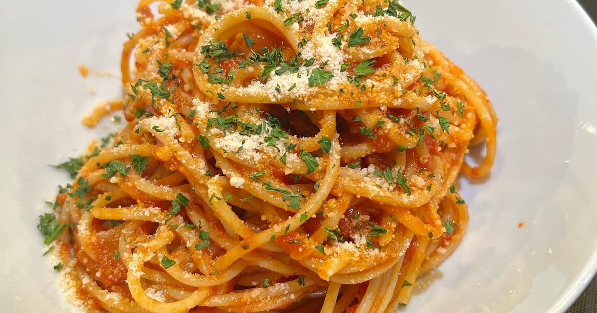 Spaghetti Pomodoro - Food - Alta Tuscan Grille - Italian Restaurant in ...