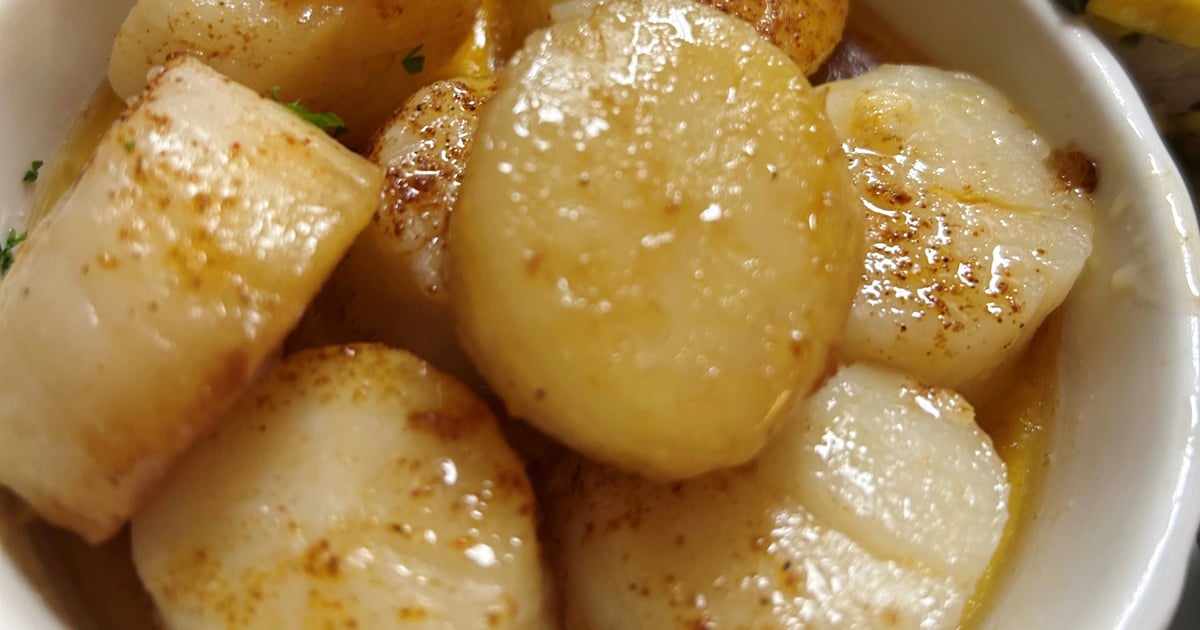 Broiled Scallop Single Black Angus Restaurant