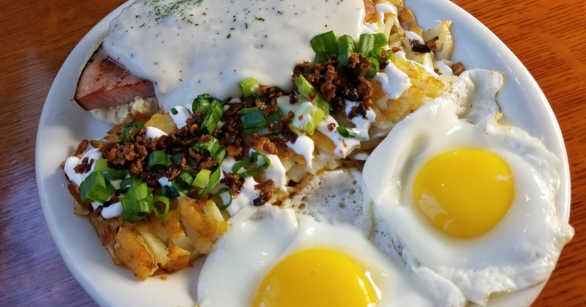 The Cattleman Breakfast & Lunch Homestead Restaurant & Bakery American Restaurant in