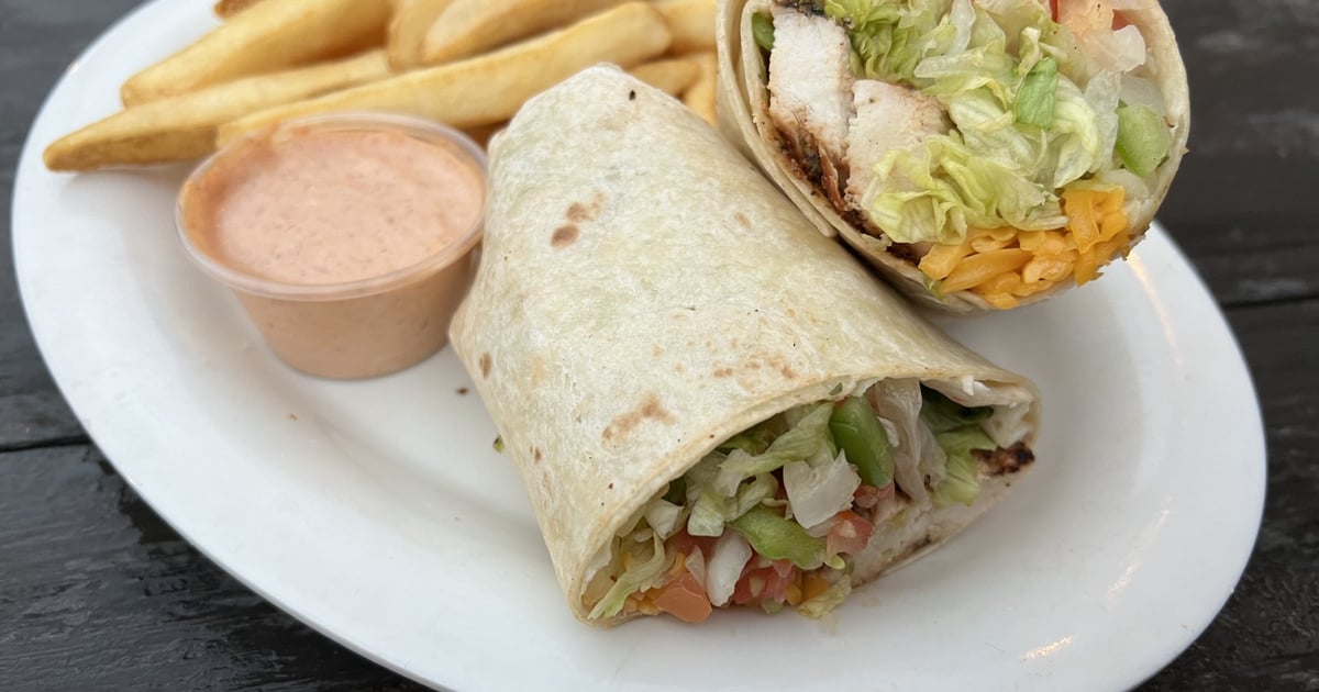 Cajun Chicken Wrap - Food - Winking Lizard Tavern