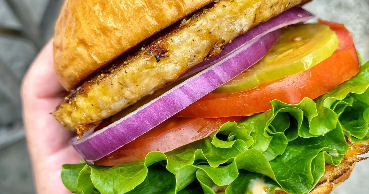 Veggie Burger Menu Grinderz American Restaurant in Huntington