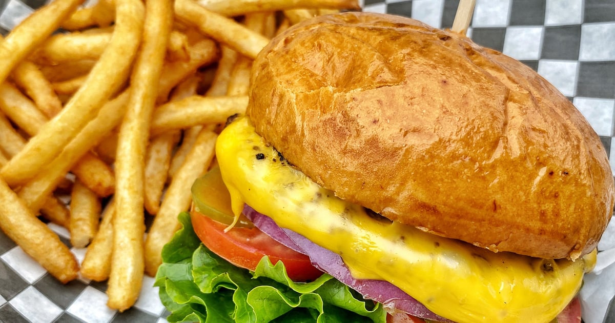 Cheese Burger Combo Menu Grinderz American Restaurant in