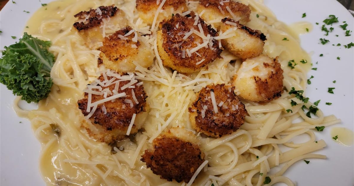Parmesan Encrusted Scallops Our Menu King Phillip Restaurant