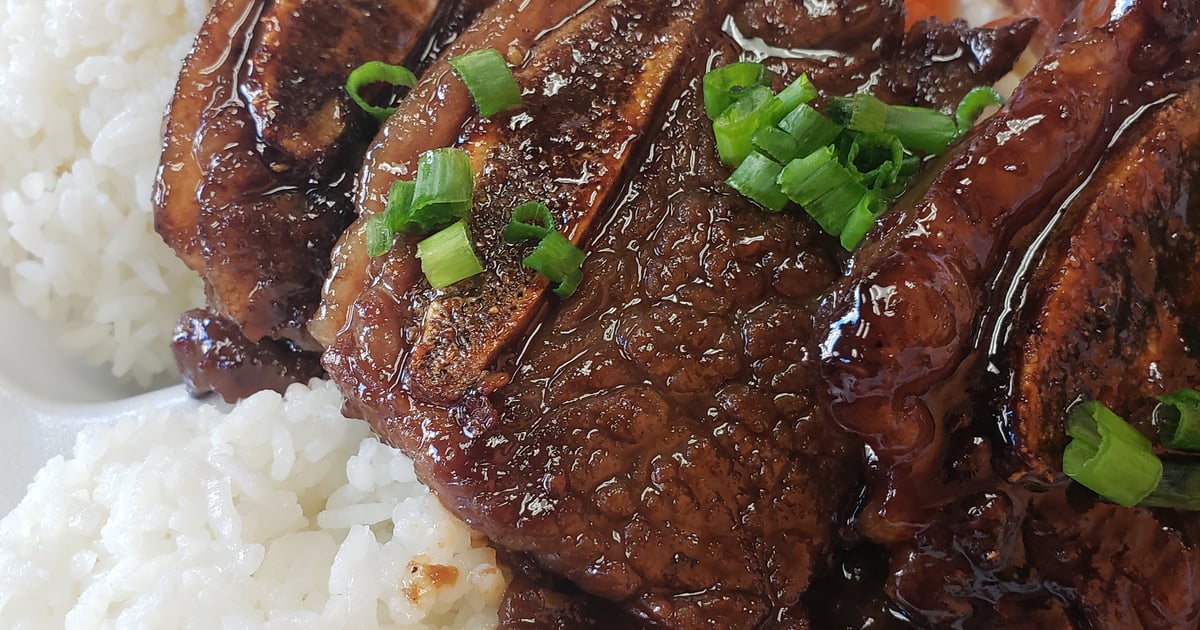 Island Style Short Ribs Plate Lunches (Served All Day) Da Coconut