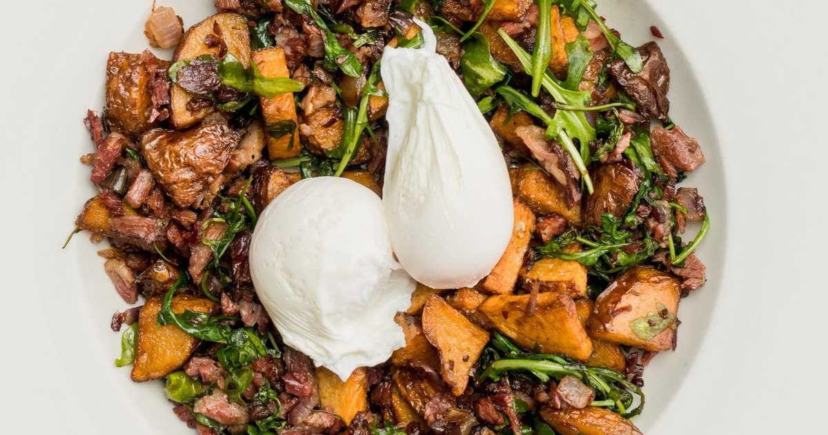 Brisket Hash Brunch The White Oak Tavern Tavern in Ellicott City, MD