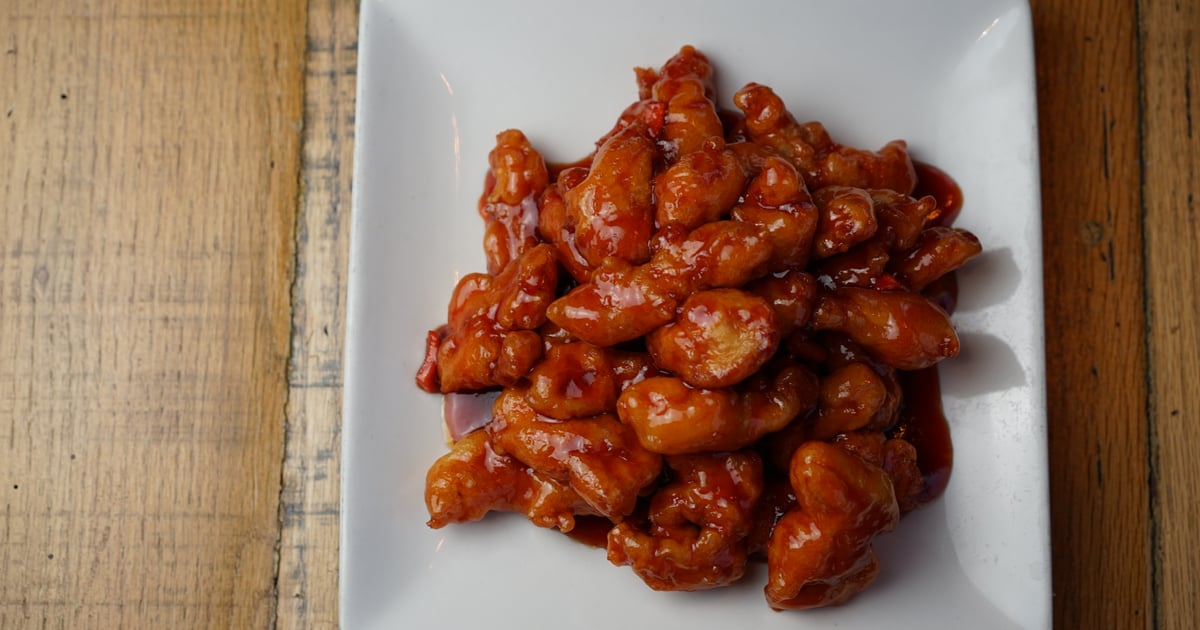 Orange Chicken 陈皮鸡 - Uncle Bao (Uncle Panda) Dumpling & Noodle