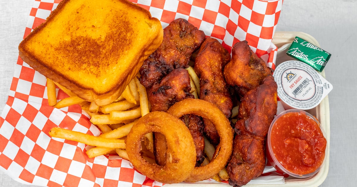 9 Finger Steak Basket Main Big Bun Drive In American Restaurant