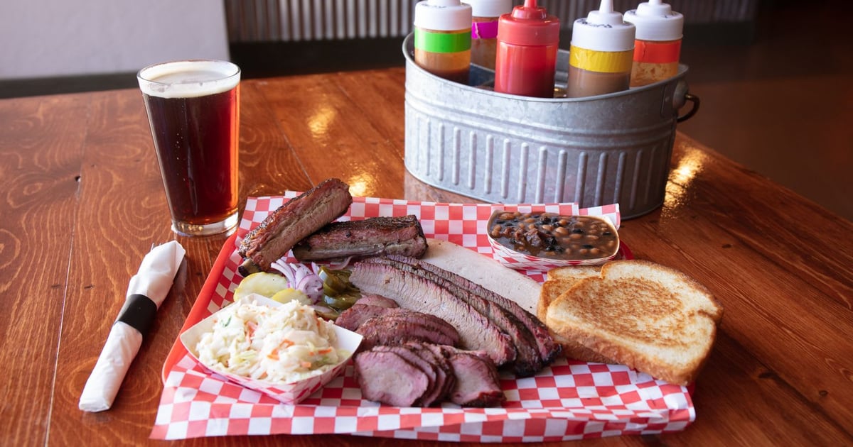 Join Team Holy Smokin Butts BBQ Barbecue Restaurant in Tucson, AZ