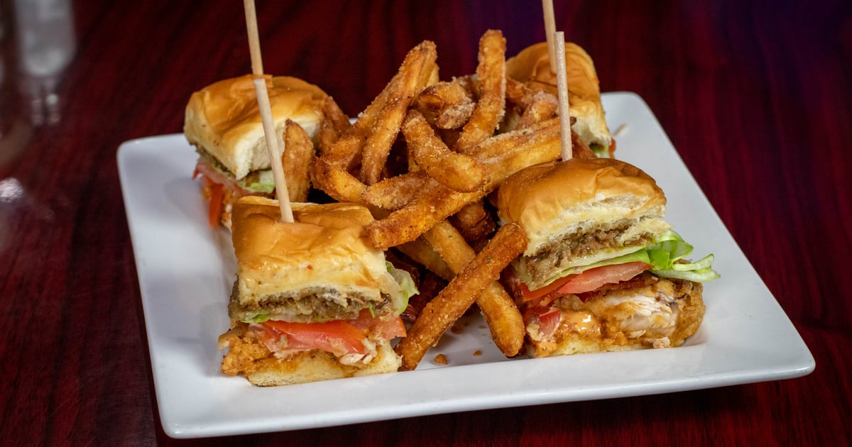 BLT Chicken Sliders Menu Muddy Chicken