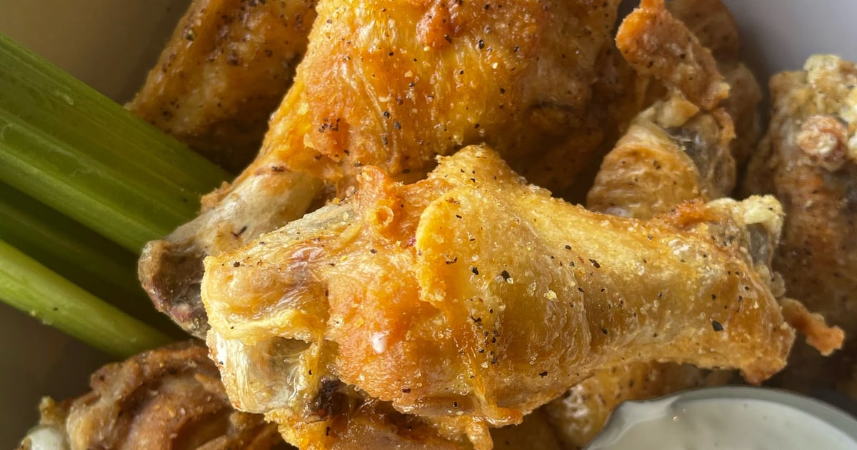 20 PC Chicken Wings Food The Slice Pizza Restaurant in