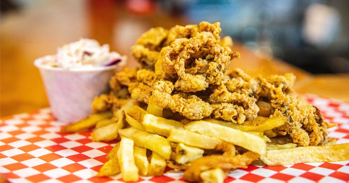 Whole Belly Clam Basket Menu Lobster Cooker and Pub Seafood