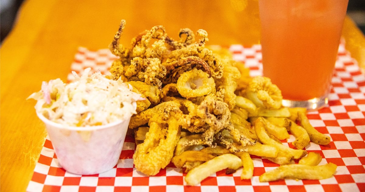 Menu Lobster Cooker and Pub Seafood Restaurant in Freeport, ME