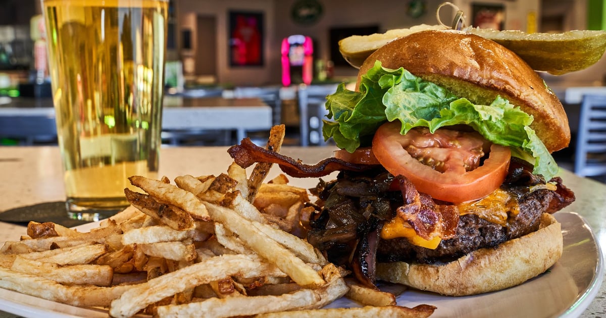 Join Our Team The Draft Sports Grill Bar & Grill in Mesa, AZ