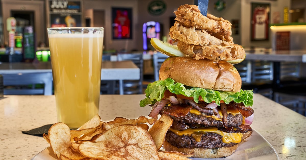 The Draft Sports Grill Bar & Grill in Mesa, AZ