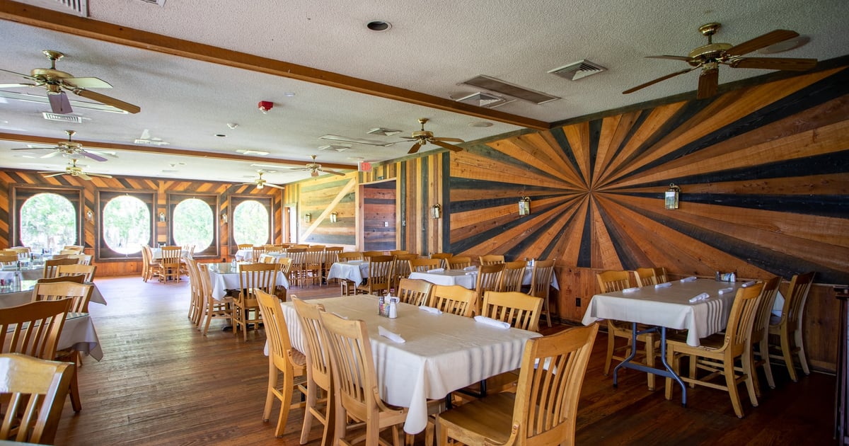 group-parties-love-s-seafood-seafood-restaurant-in-savannah-ga