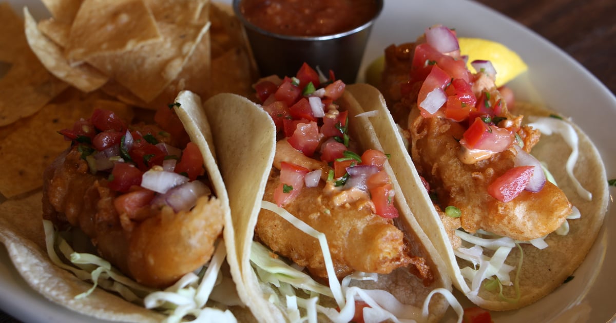 FISH TACOS - SANDWICHES - 17th Street Grill - American Restaurant in