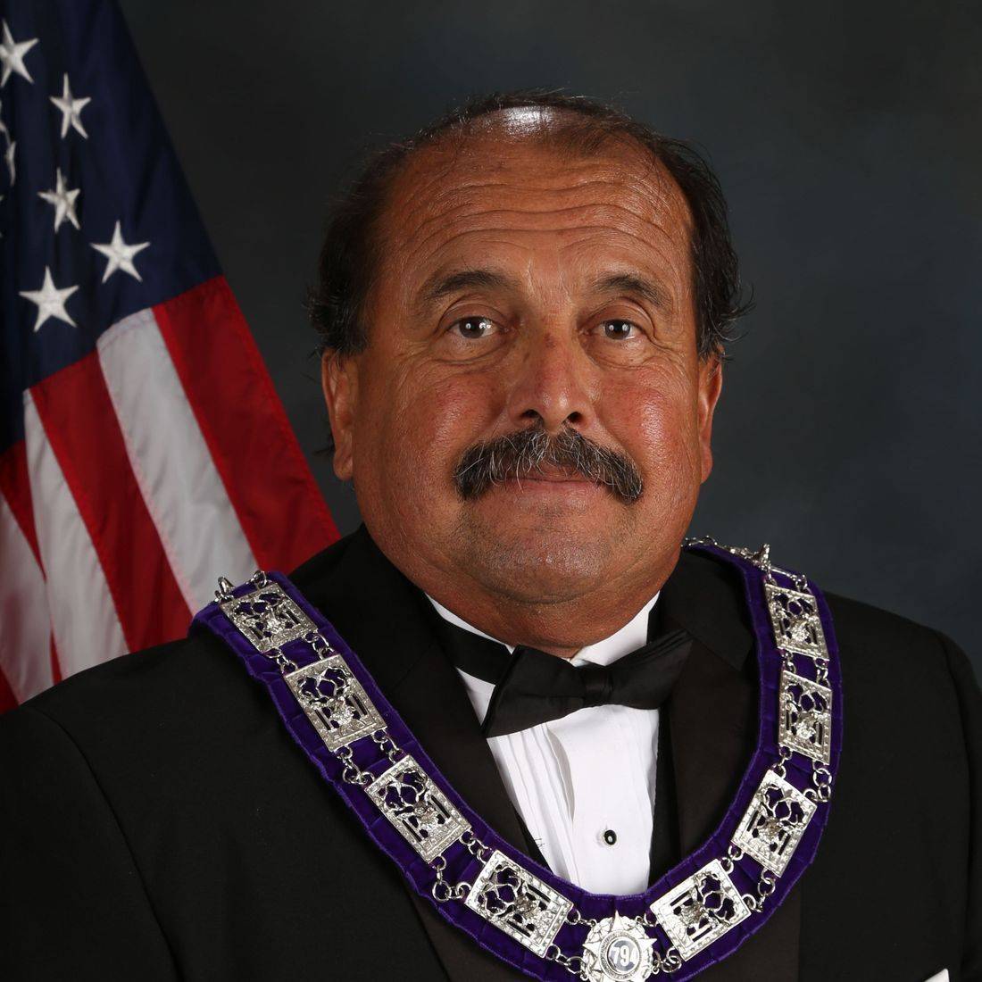 Joey Flores