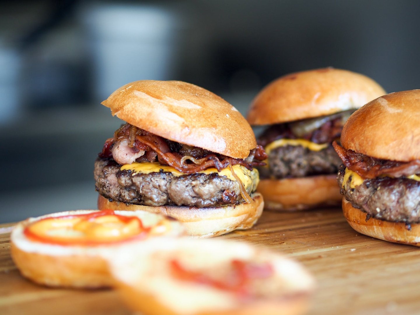 bacon cheeseburger