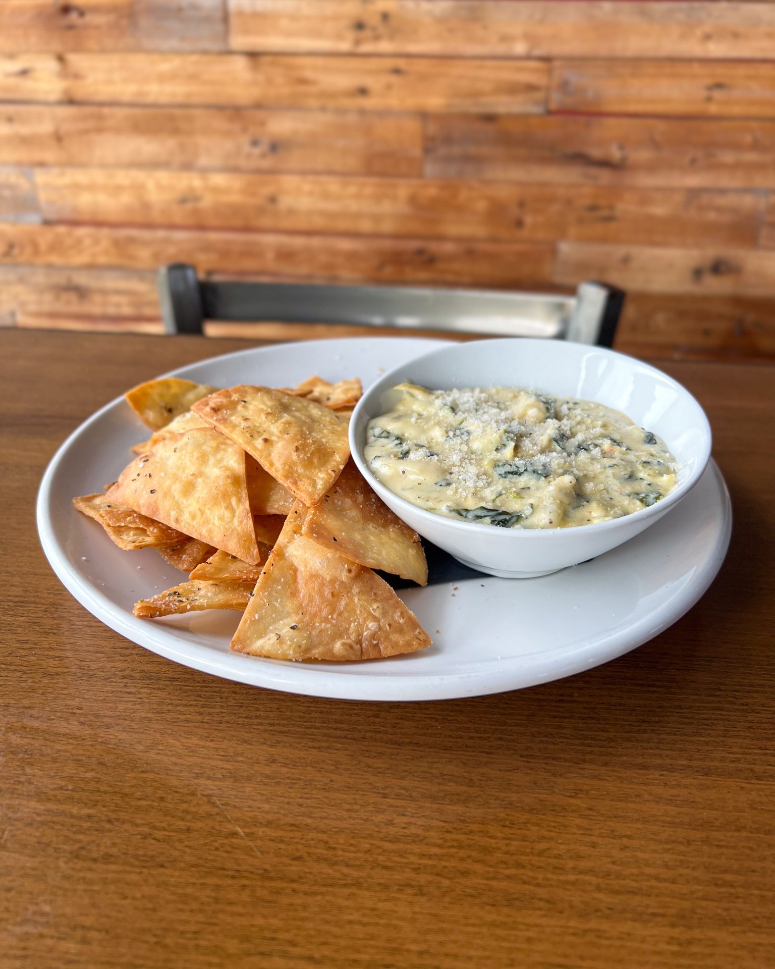 Spinach Artichoke Dip recipe served on a plate, by Vice Restaurant Spinach Artichoke Dip recipe served on a plate, by Vice Restaurant