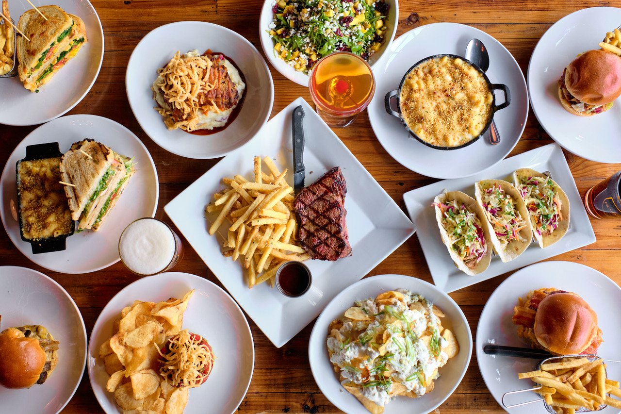 Halcyonターキッシュ他 Alpharetta/Halcyon - HOBNOB Neighborhood Tavern - Restaurant