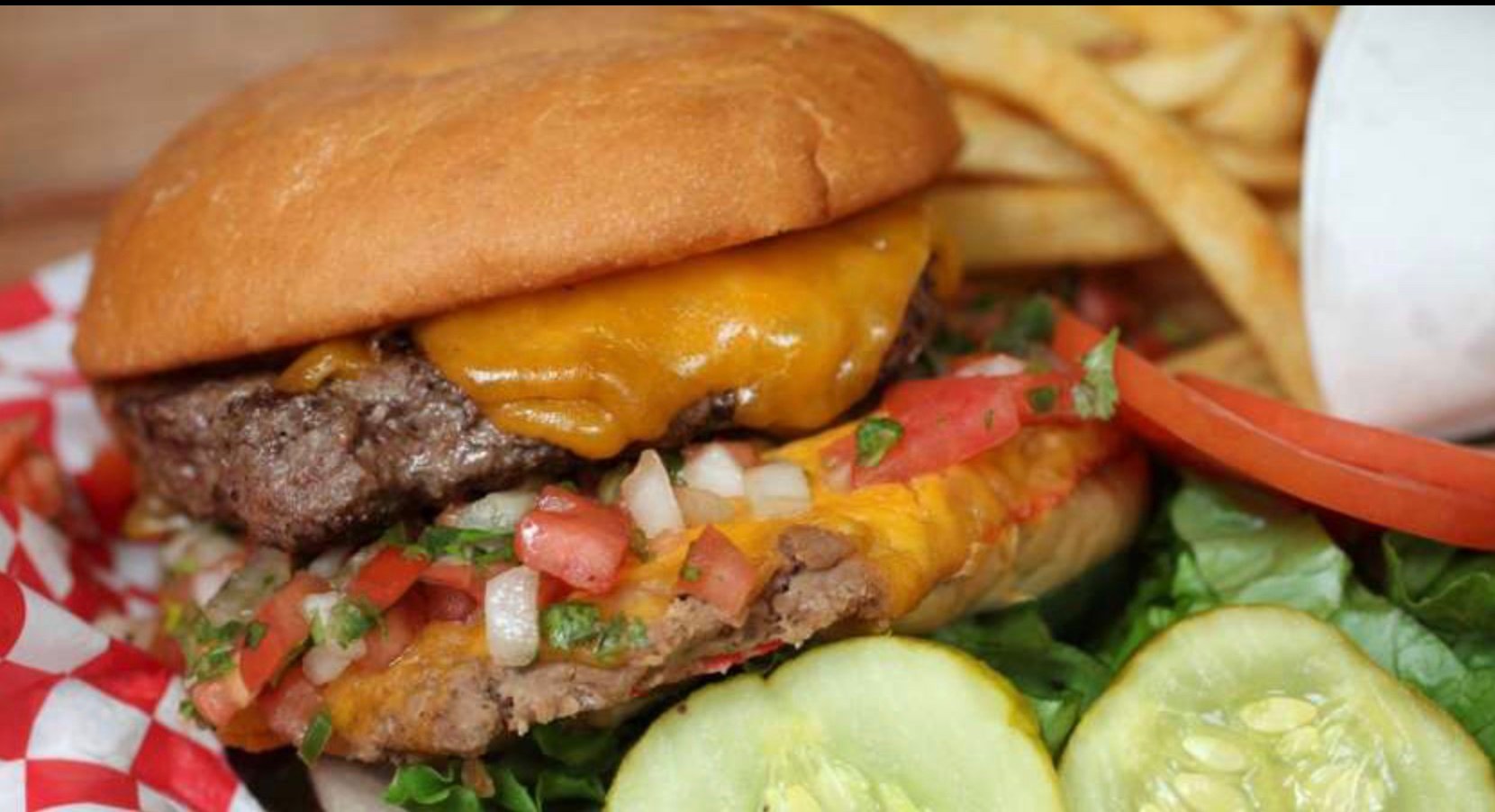 Big'z Chalupa Burger