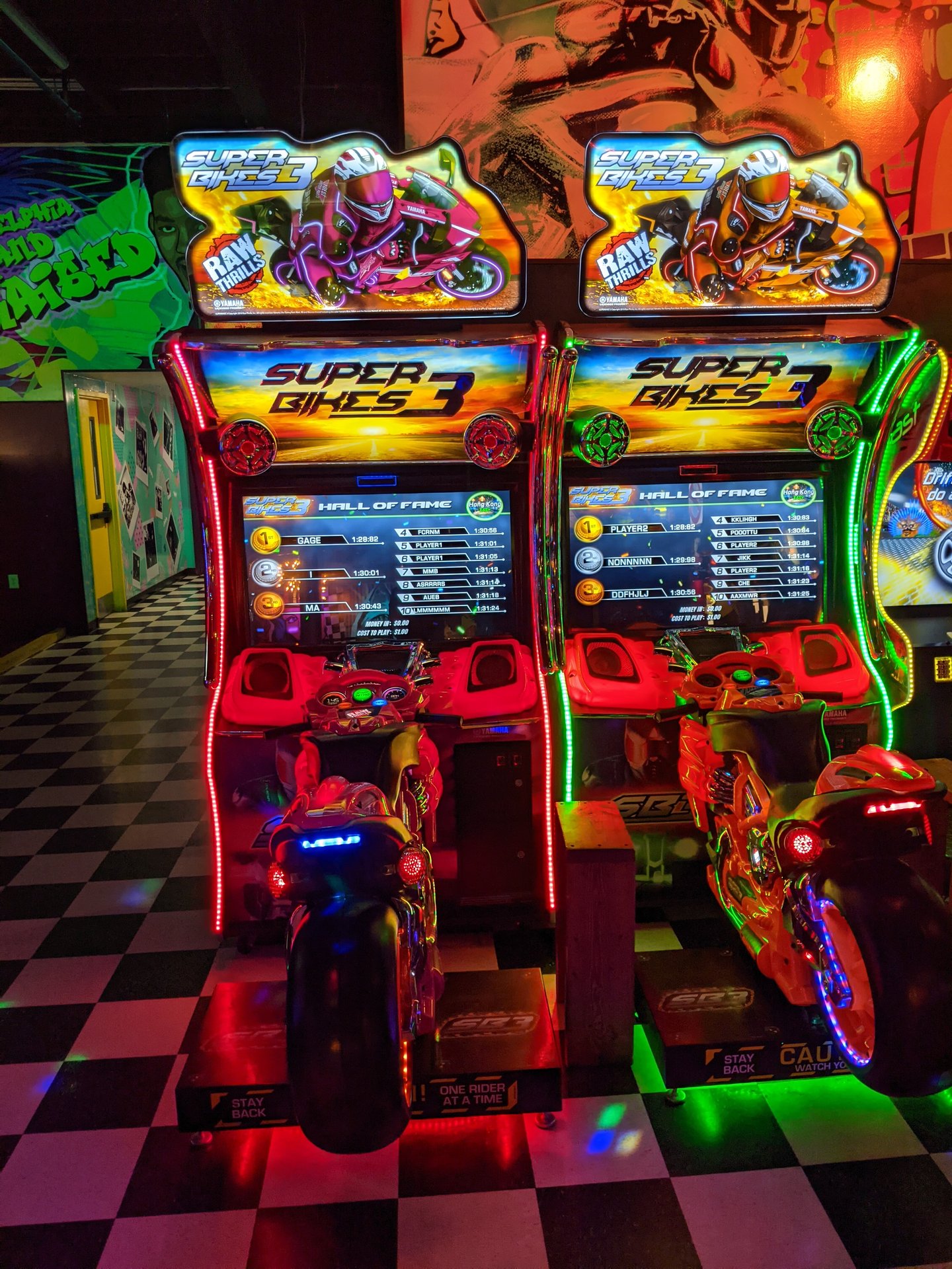 Minecraft Dungeons Arcade - Las Cruces Games - RAD Retrocade - Bar & Grill