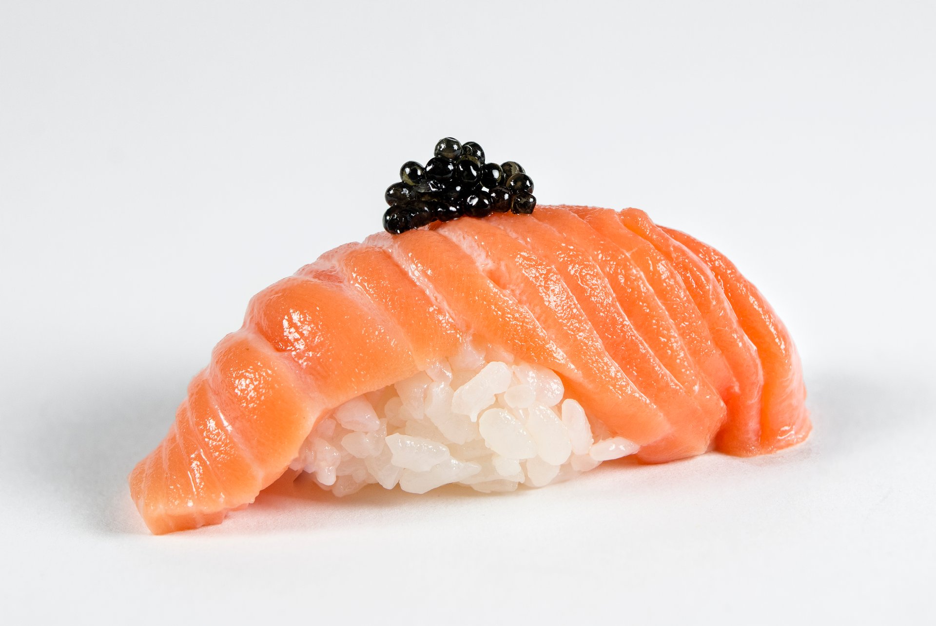 MASU 白スラックス SALMON Masu-No-Suke - Blue Ribbon Sushi Bar & Grill - Columbus Circle