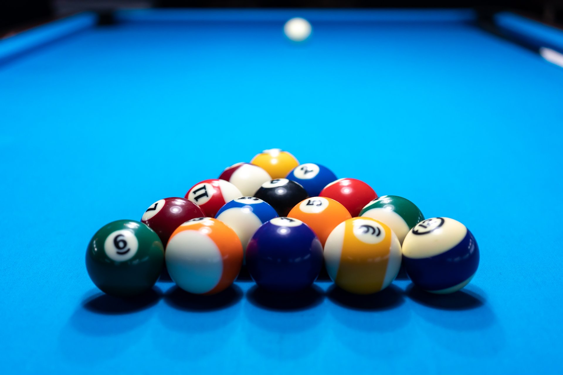 Houston Pool - CLICKS Billiards - Billiards, Games, Sports, Bar & Grill -  Sports Bar