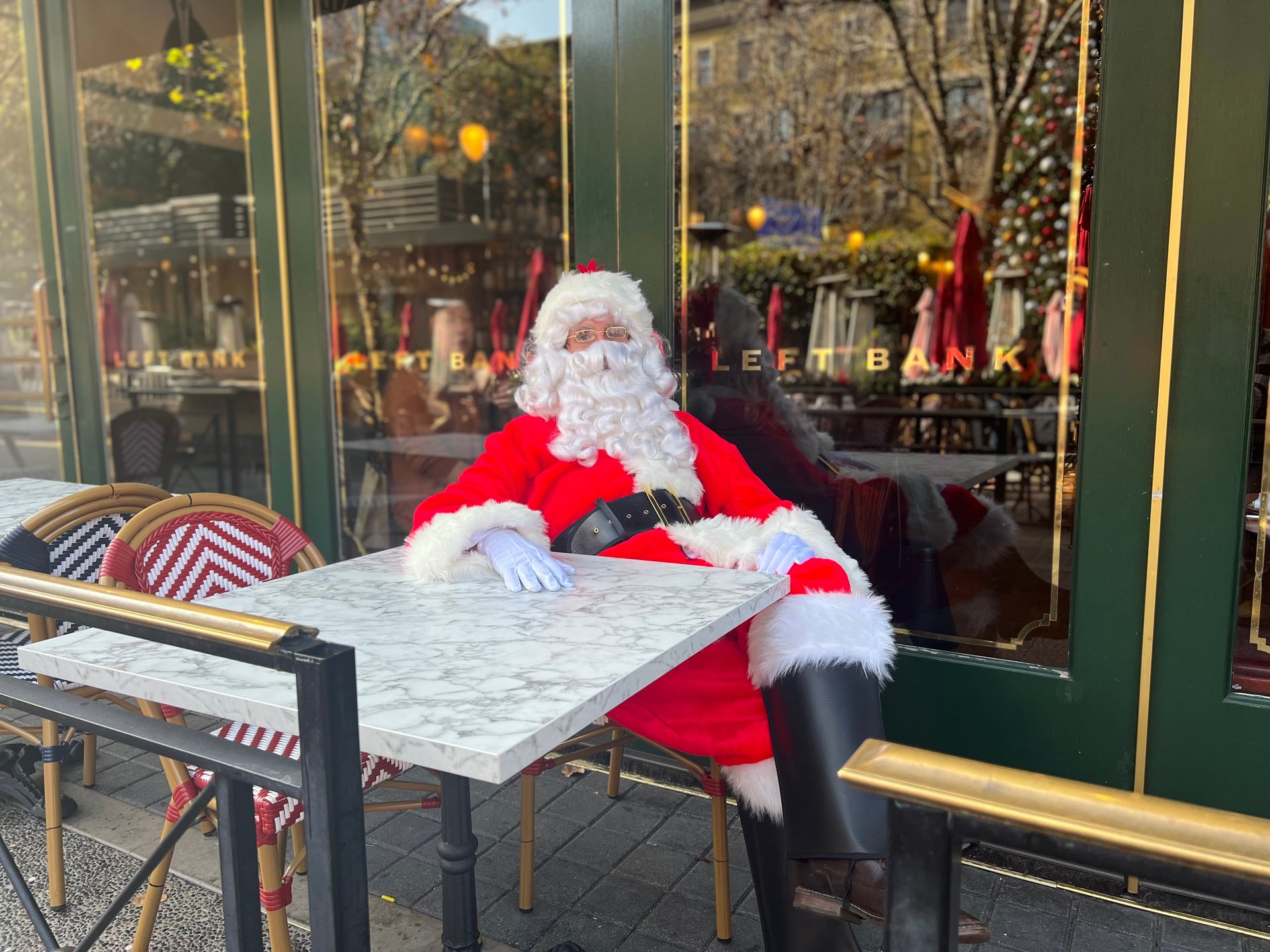 Joyeux Noël ~ Christmas Eve 2024 - Left Bank Brasserie - French