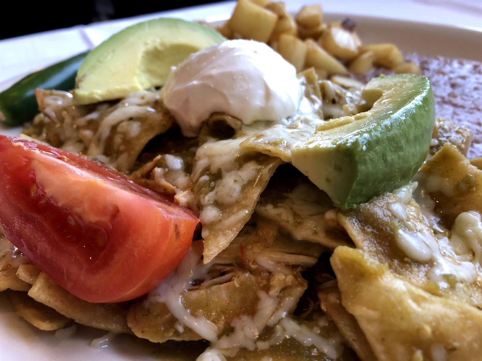 Chilaquiles con Pollo - Breakfast - Dos Salsas Tex-Mex